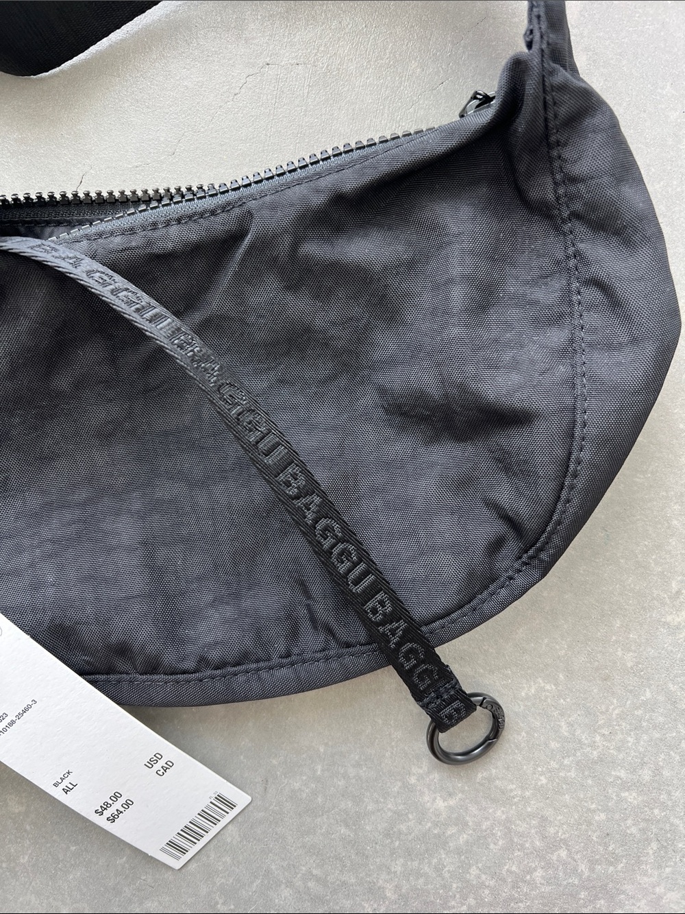 BAGGU Black Small Crescent Crossbody - Picture 3 of 3